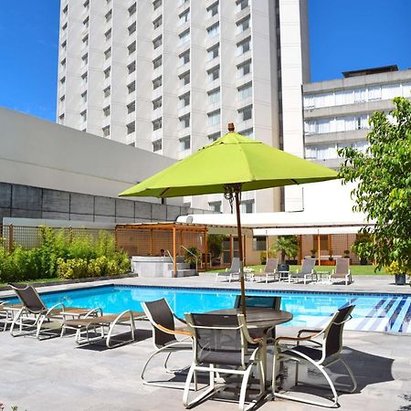Hilton Colon Quito Hotel Exterior foto